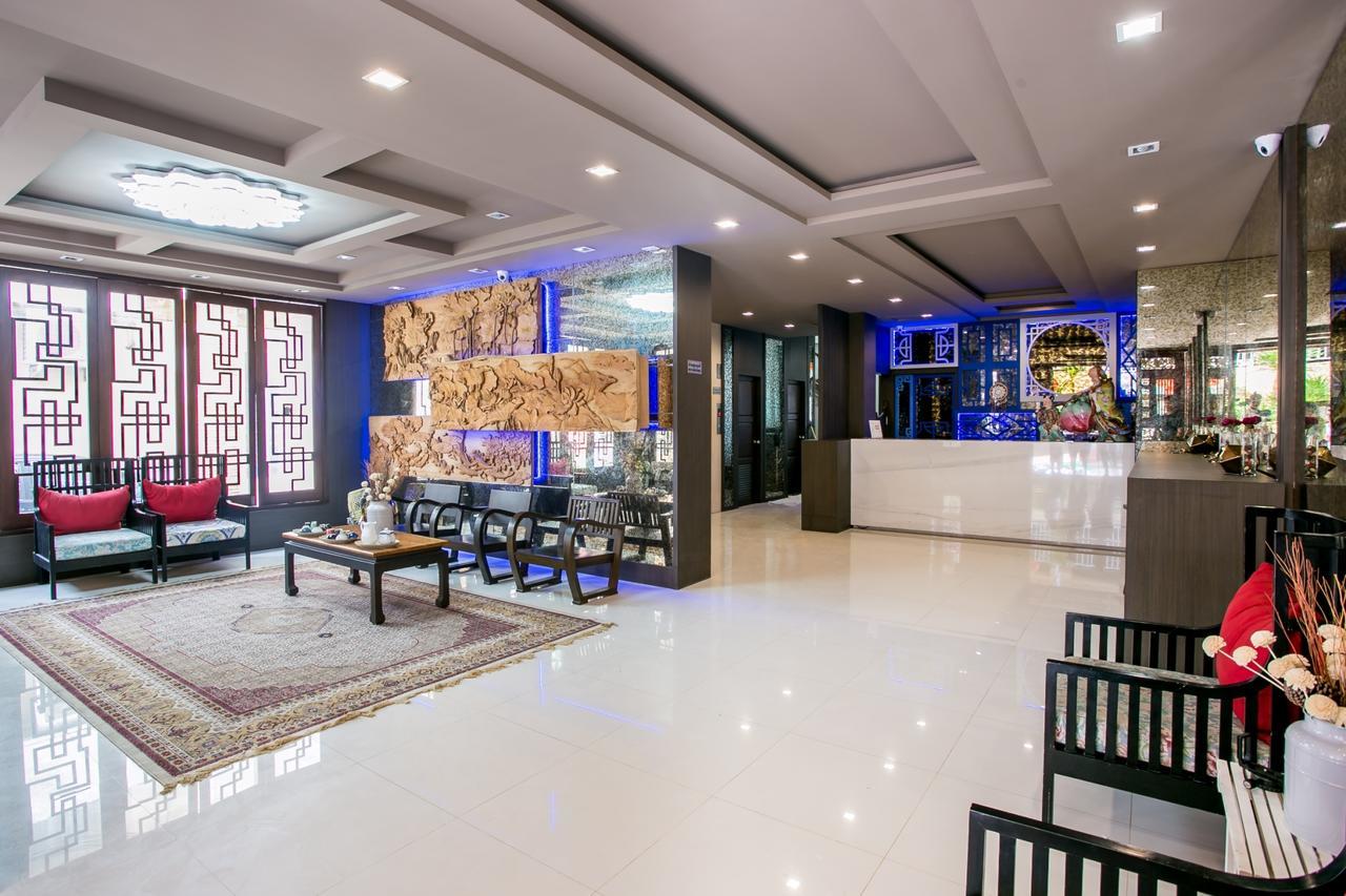 Minatale Phuket Hotel Patong Exterior photo